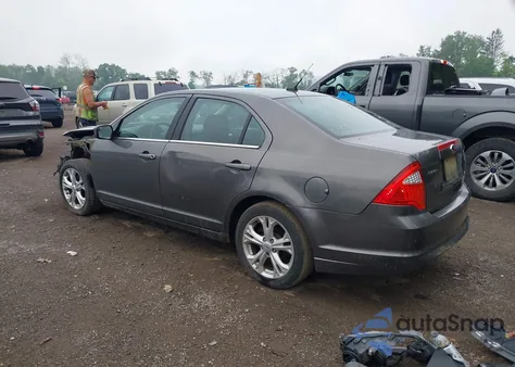 2012 Ford Fusion Se z USA, uszkodzony, nr VIN 3FAHP0HA2CR331457